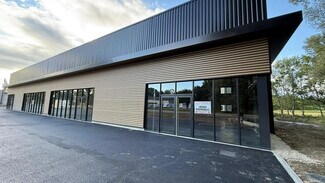 Plus de détails pour Industriel/Logistique à louer