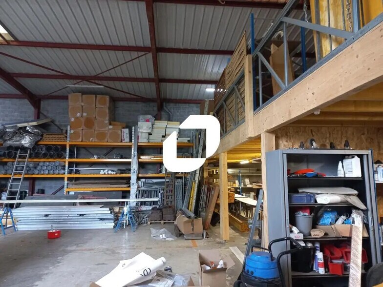 Bureau dans Mons-en-Baroeul à louer - Photo intérieure – Image 1 sur 7