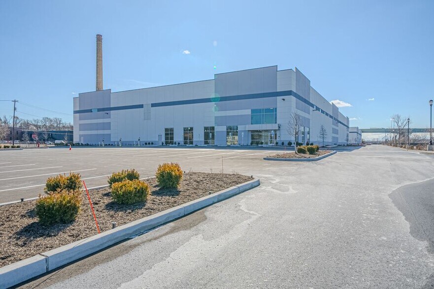 30 Cross St, Bogota, NJ à louer - Photo de l’immeuble – Image 3 sur 10