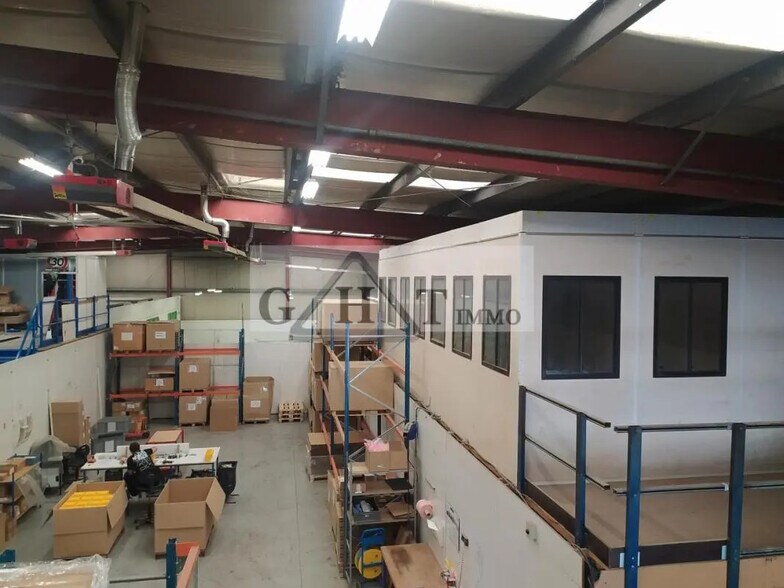 Bureau dans Lagny-sur-Marne à louer - Photo de l’immeuble – Image 3 sur 4
