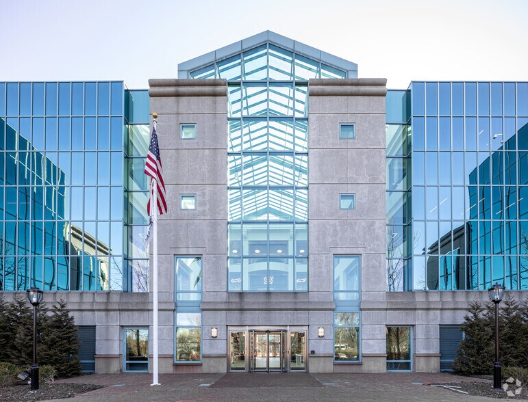 7 Sylvan Way, Parsippany, NJ à louer - Photo de l’immeuble – Image 2 sur 16