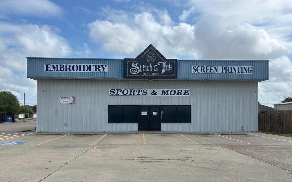6006 Ayers St, Corpus Christi, TX à vendre - Photo de l’immeuble – Image 2 sur 18