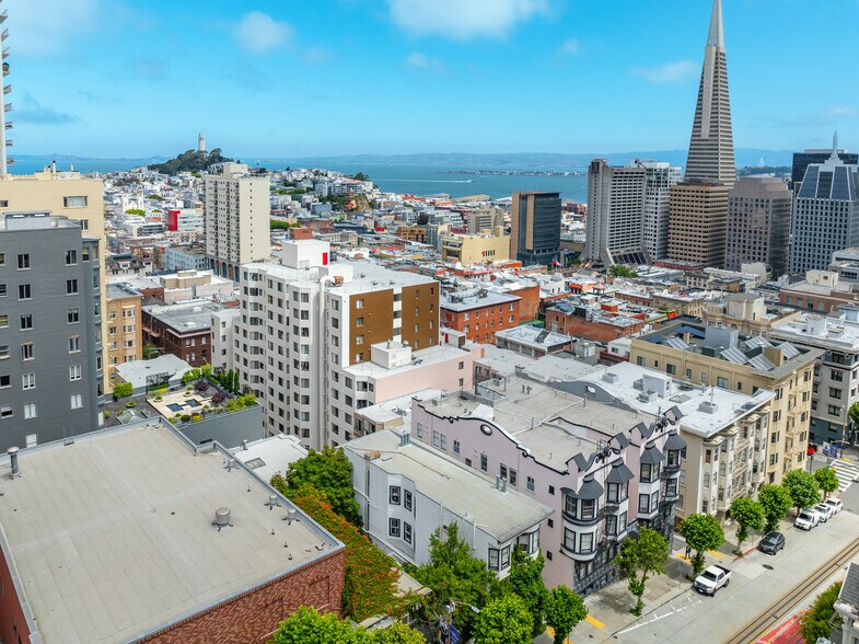 860 California St, San Francisco, CA à vendre - Photo de l’immeuble – Image 3 sur 5