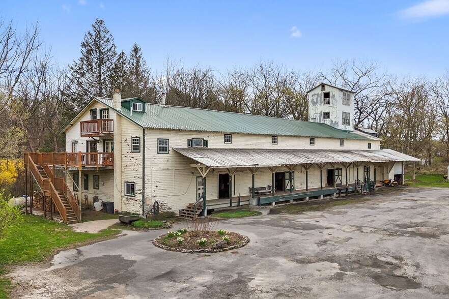 125 Cayuga Street Ext, Trumansburg, NY à vendre - Photo de l’immeuble – Image 3 sur 57