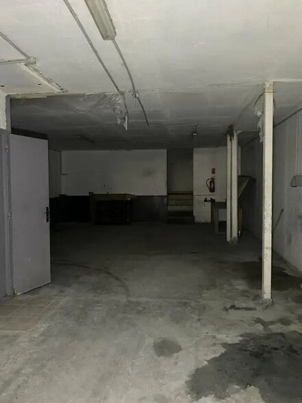 Local commercial dans Marseille à louer - Photo intérieure – Image 3 sur 9