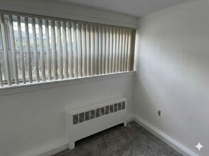 6004 Marathon Pky, Little Neck, NY à louer Photo intérieure– Image 1 sur 5