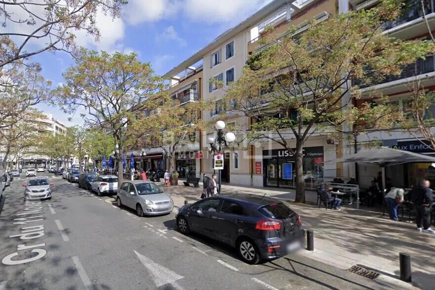 Bureau dans Cagnes-sur-Mer à louer - Photo de l’immeuble – Image 2 sur 15