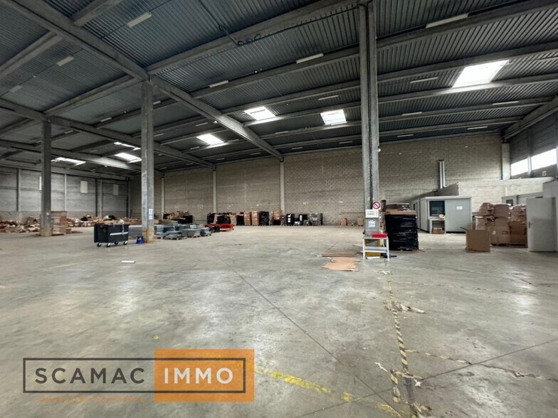 Industriel/Logistique dans Combs-la-Ville à louer - Photo de l’immeuble – Image 2 sur 13