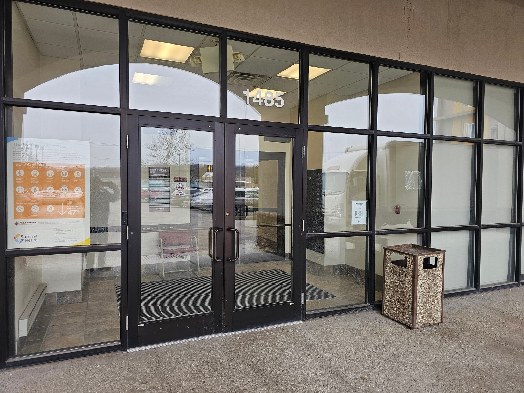 1477-1505 S Hawkins Ave, Akron, OH à louer Photo de l’immeuble– Image 1 sur 8