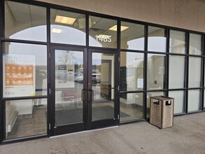 1477-1505 S Hawkins Ave, Akron, OH à louer Photo de l’immeuble– Image 1 sur 8