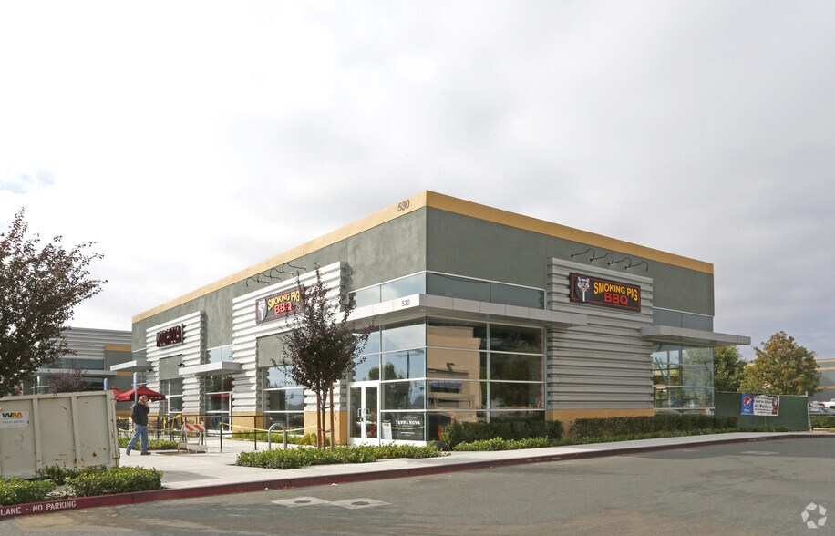 1115 Coleman Ave, San Jose, CA à louer - Photo de l’immeuble – Image 3 sur 5