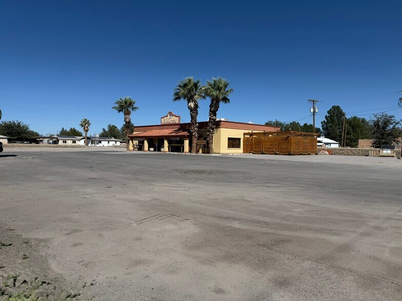 109 E Corpening Ave, La Mesa, NM à vendre - Photo de l’immeuble – Image 3 sur 47