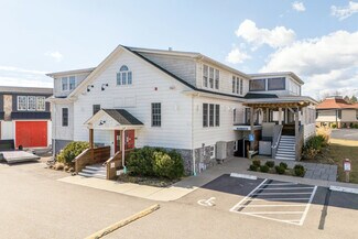 Plus de détails pour 499 E Main Rd, Middletown, RI - Local commercial à vendre