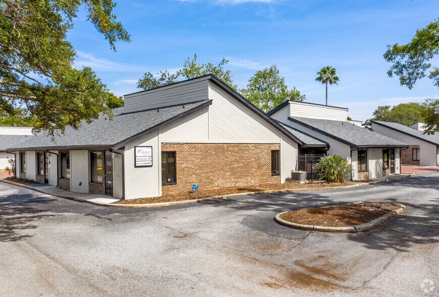 561 S Duncan Ave, Clearwater, FL à vendre - Photo principale – Image 2 sur 45