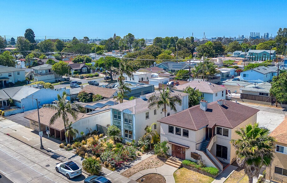 2363 Torrance Blvd, Torrance, CA à vendre - Photo de l’immeuble – Image 3 sur 46