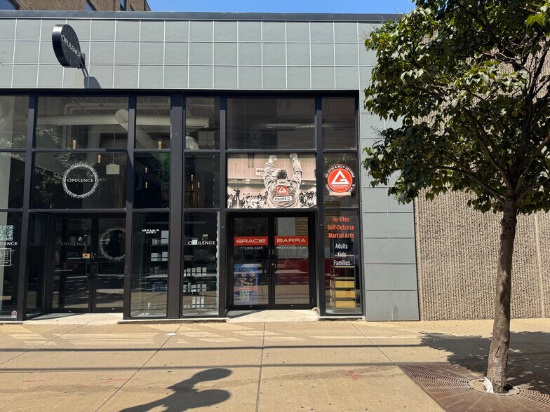 630 W Lake St, Chicago, IL à louer - Photo de l’immeuble – Image 3 sur 3