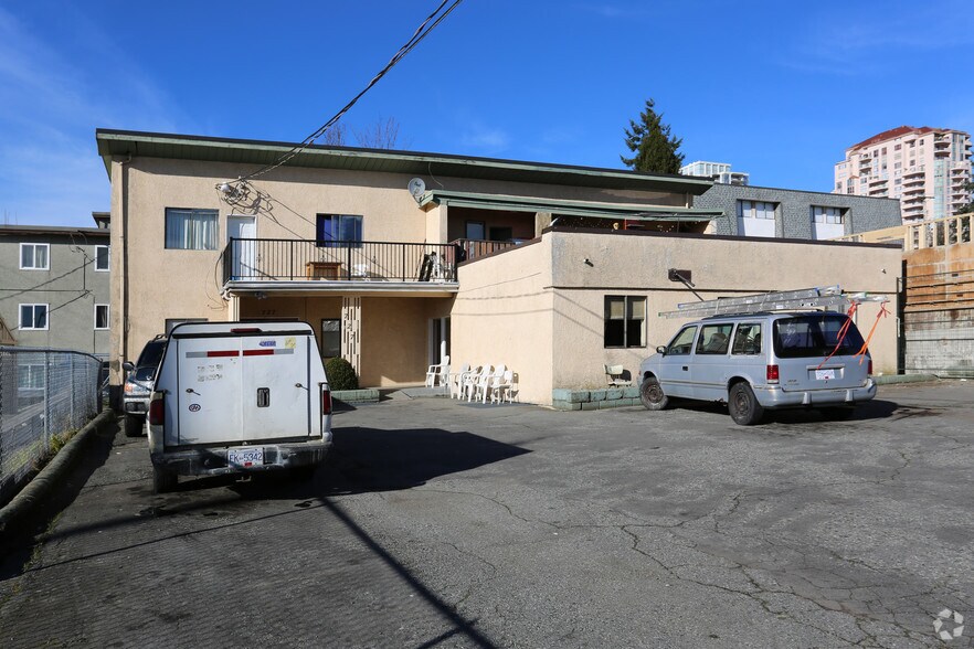 727 Fourth Ave, New Westminster, BC à vendre - Photo de l’immeuble – Image 3 sur 3