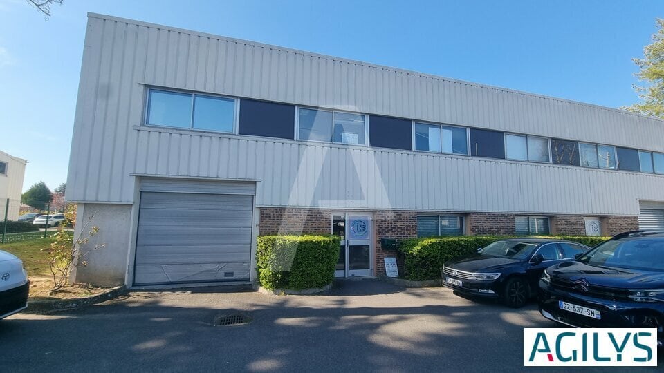 7 Rue De La Réunion, Les Ulis à louer Photo de l’immeuble– Image 1 sur 6