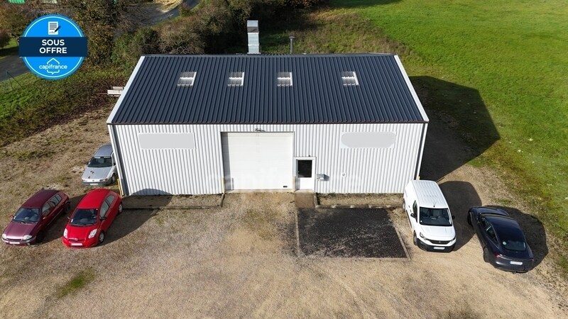 Local d'activités dans Chaunay à vendre - Photo de l’immeuble – Image 2 sur 3