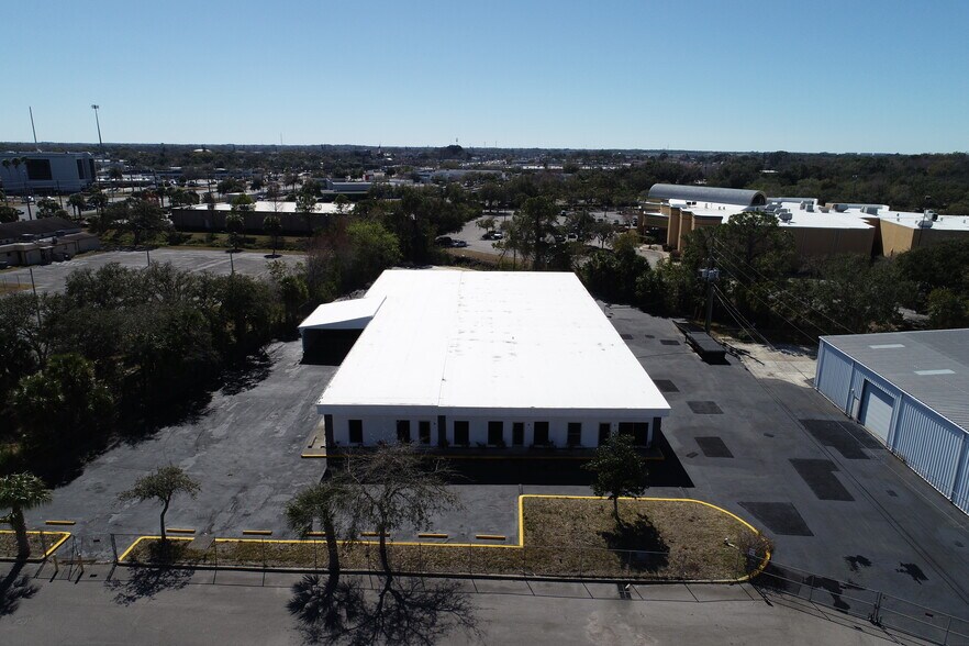 10416 Sparge St, Port Richey, FL à vendre - Photo de l’immeuble – Image 2 sur 20