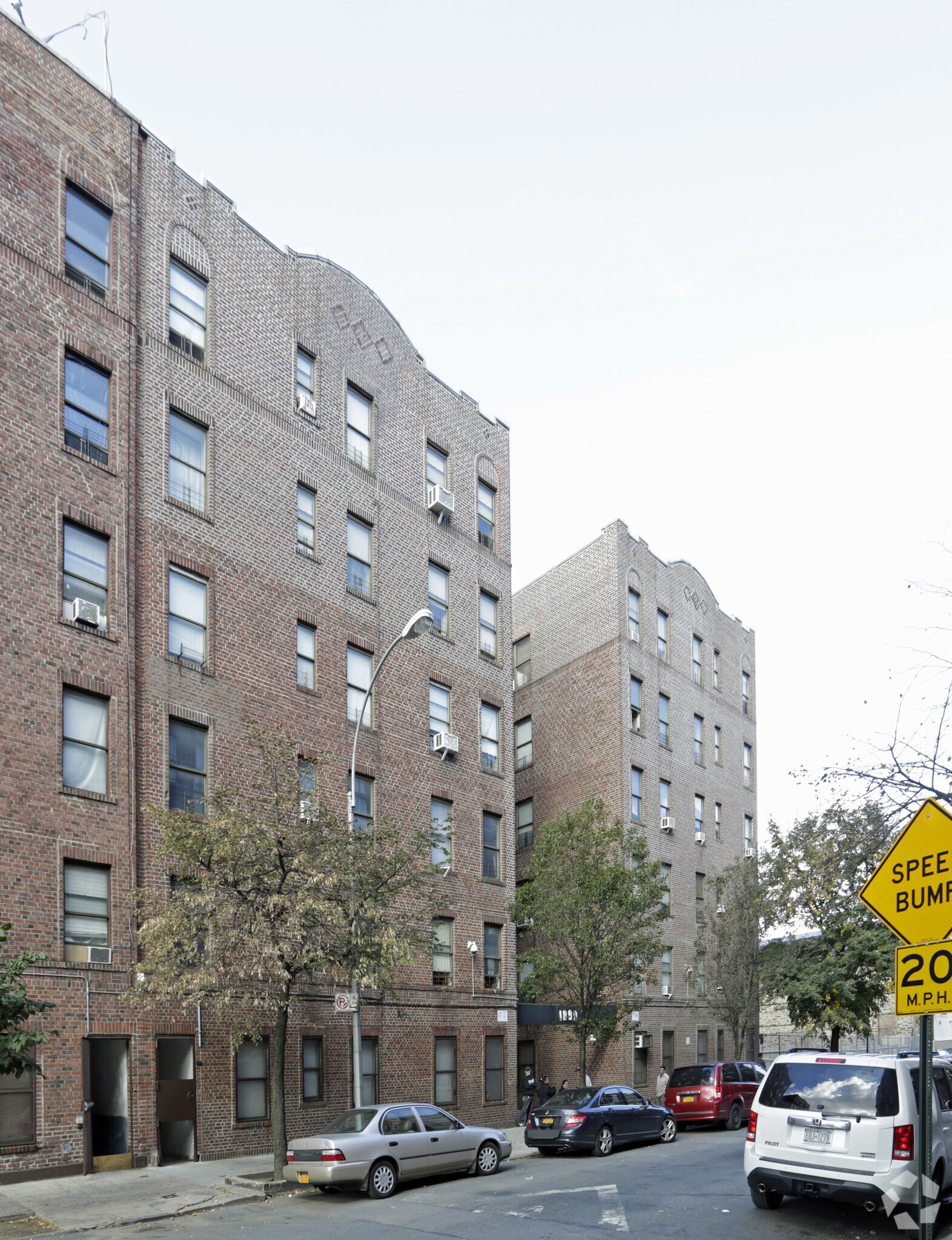 1899 Belmont Ave, Bronx, NY à vendre Photo principale– Image 1 sur 7