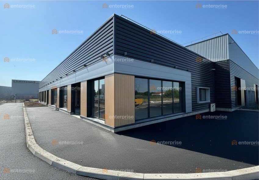 Local d'activités dans Erquinghem-Lys à vendre - Photo de l’immeuble – Image 2 sur 9