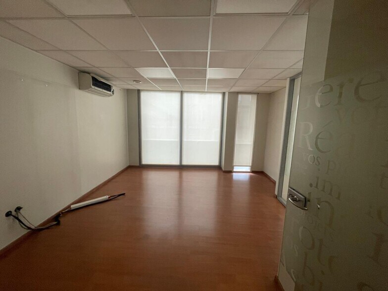 Bureau dans Montreuil à louer - Photo intérieure – Image 3 sur 11