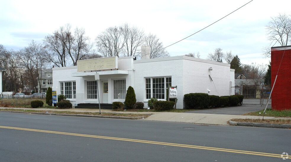 673 White St, Springfield, MA à louer - Photo de l’immeuble – Image 2 sur 2