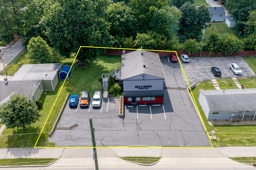 2312 S Rogers St, Bloomington, IN à vendre - Photo de l’immeuble – Image 3 sur 49