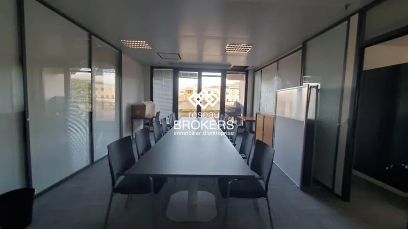 Bureau dans Epagny Metz-Tessy à louer - Photo de l’immeuble – Image 2 sur 11