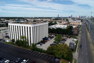 Plus de détails pour 6776 Southwest Fwy, Houston, TX - Bureau à vendre