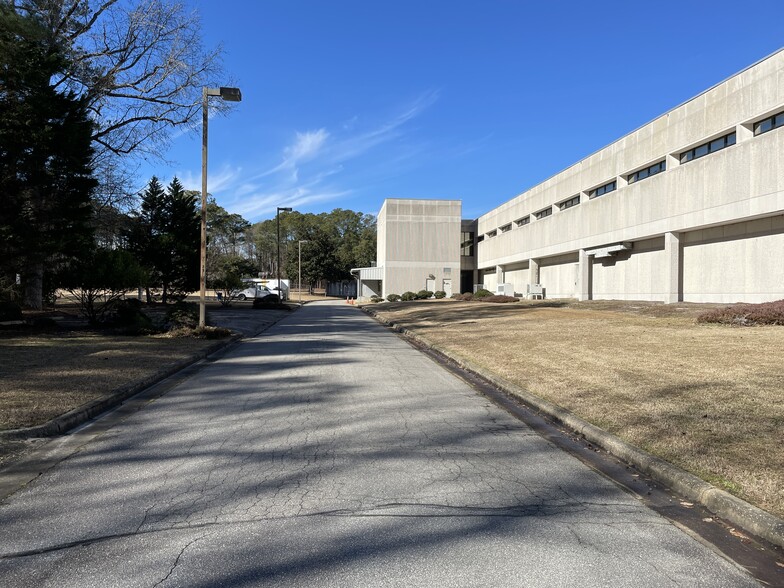 720 Western Blvd, Tarboro, NC à vendre - Photo de l’immeuble – Image 2 sur 27