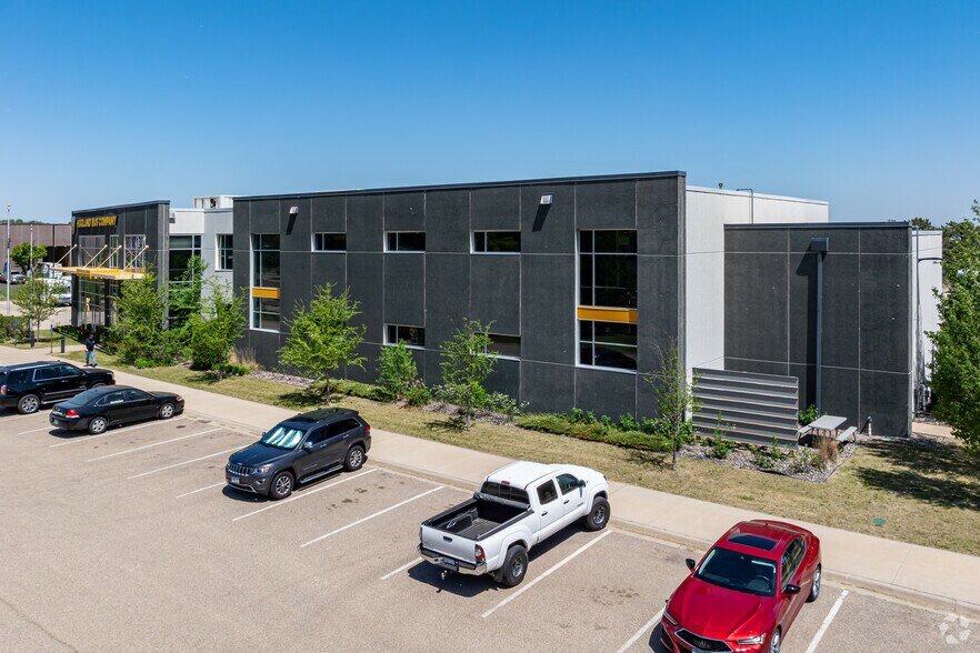 9545 Penn Ave S, Bloomington, MN à vendre - Photo de l’immeuble – Image 2 sur 17