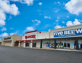 1700 W Reelfoot Ave, Union City, TN à louer Photo de l’immeuble– Image 1 sur 3