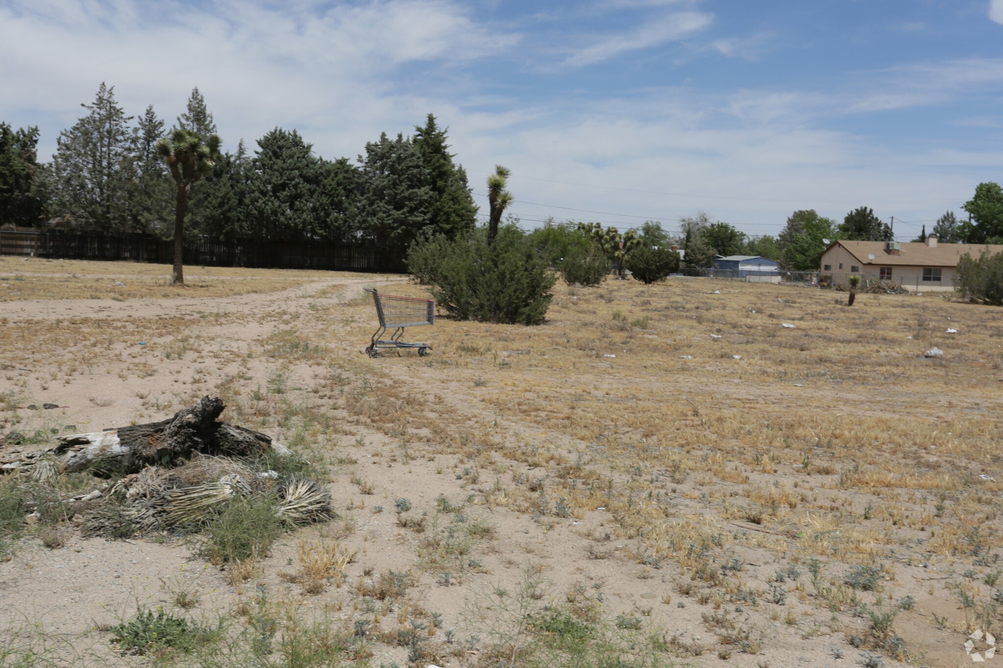 14550 Main St, Hesperia, CA à vendre Photo principale– Image 1 sur 2
