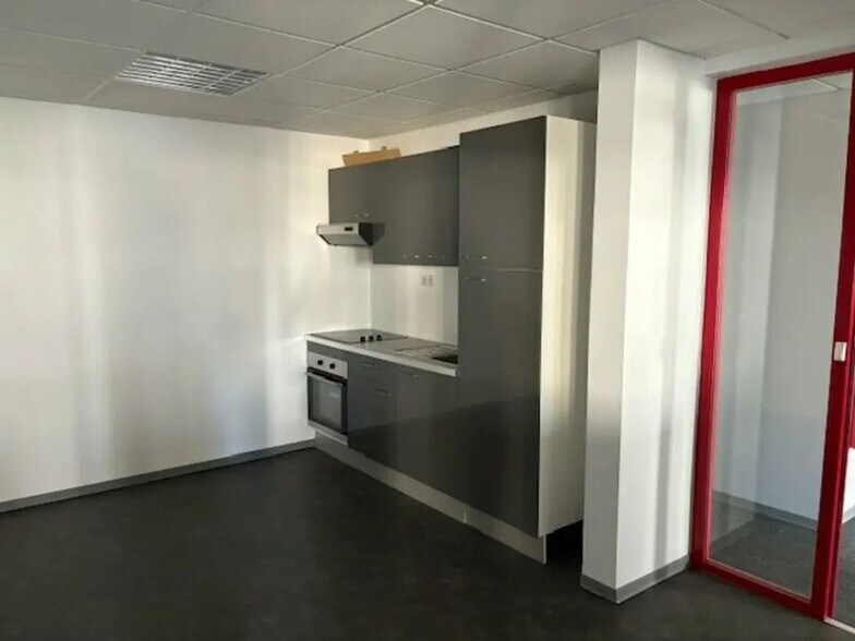 23 Rue Du Colonel Fabien, Reims à vendre - Photo de l’immeuble – Image 3 sur 6