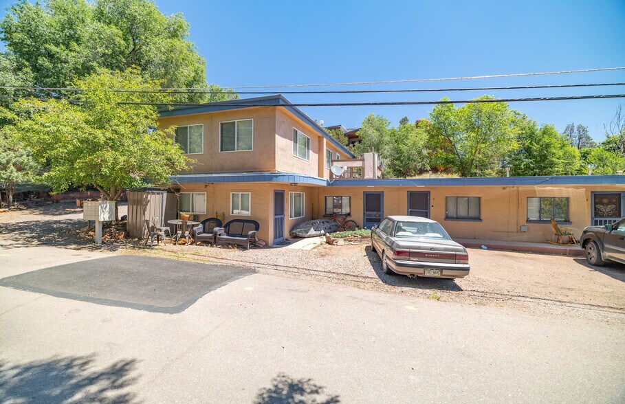 10 Via Maria Theresia, Manitou Springs, CO à vendre - Photo de l’immeuble – Image 2 sur 13