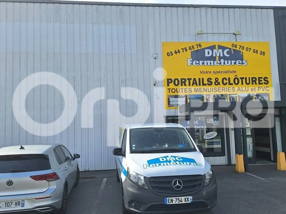 Local commercial dans Longueil-Annel à louer Photo de l’immeuble– Image 1 sur 5