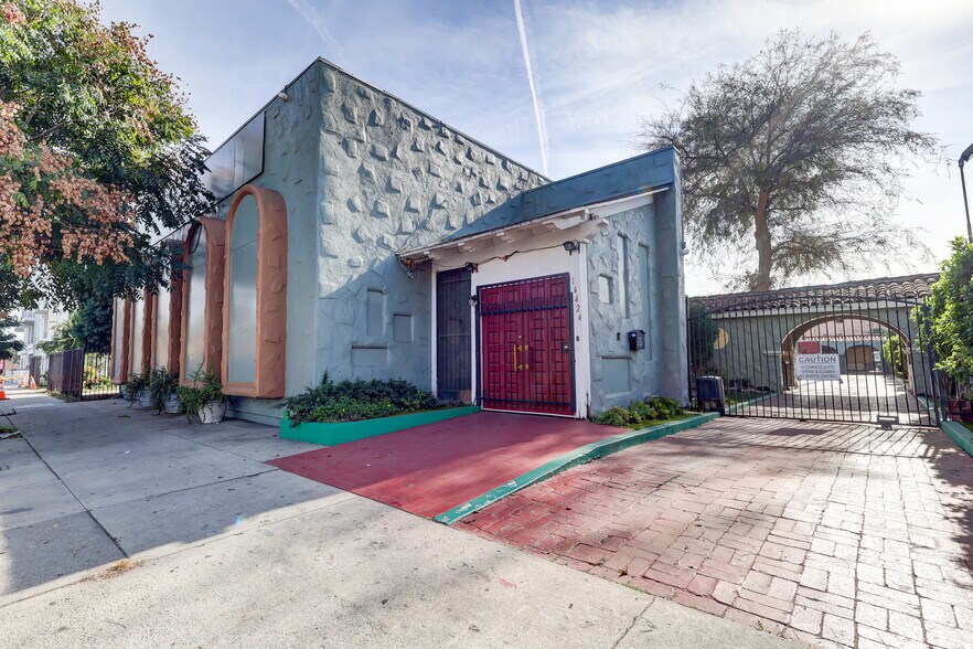 14424 Vanowen, Los Angeles, CA à vendre - Photo principale – Image 1 sur 76