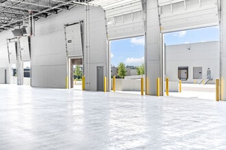 100 Benchmark Way, Meridian, ID à louer Photo intérieure– Image 2 sur 6