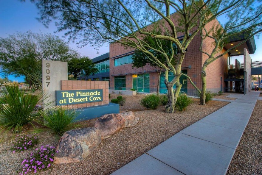 9097 E Desert Cove Dr, Scottsdale, AZ à vendre - Photo de l’immeuble – Image 2 sur 20