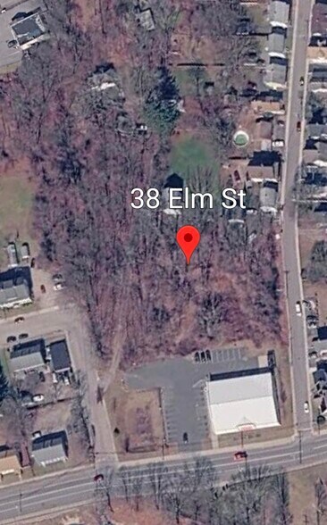 38 Elm St, Willimantic, CT à vendre - Photo principale – Image 1 sur 3