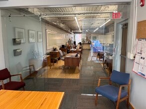 5933 Baum Blvd, Pittsburgh, PA à louer Photo intérieure– Image 1 sur 3