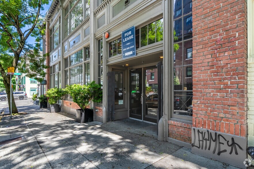 401 E Pine St, Seattle, WA à louer - Photo de l’immeuble – Image 3 sur 15
