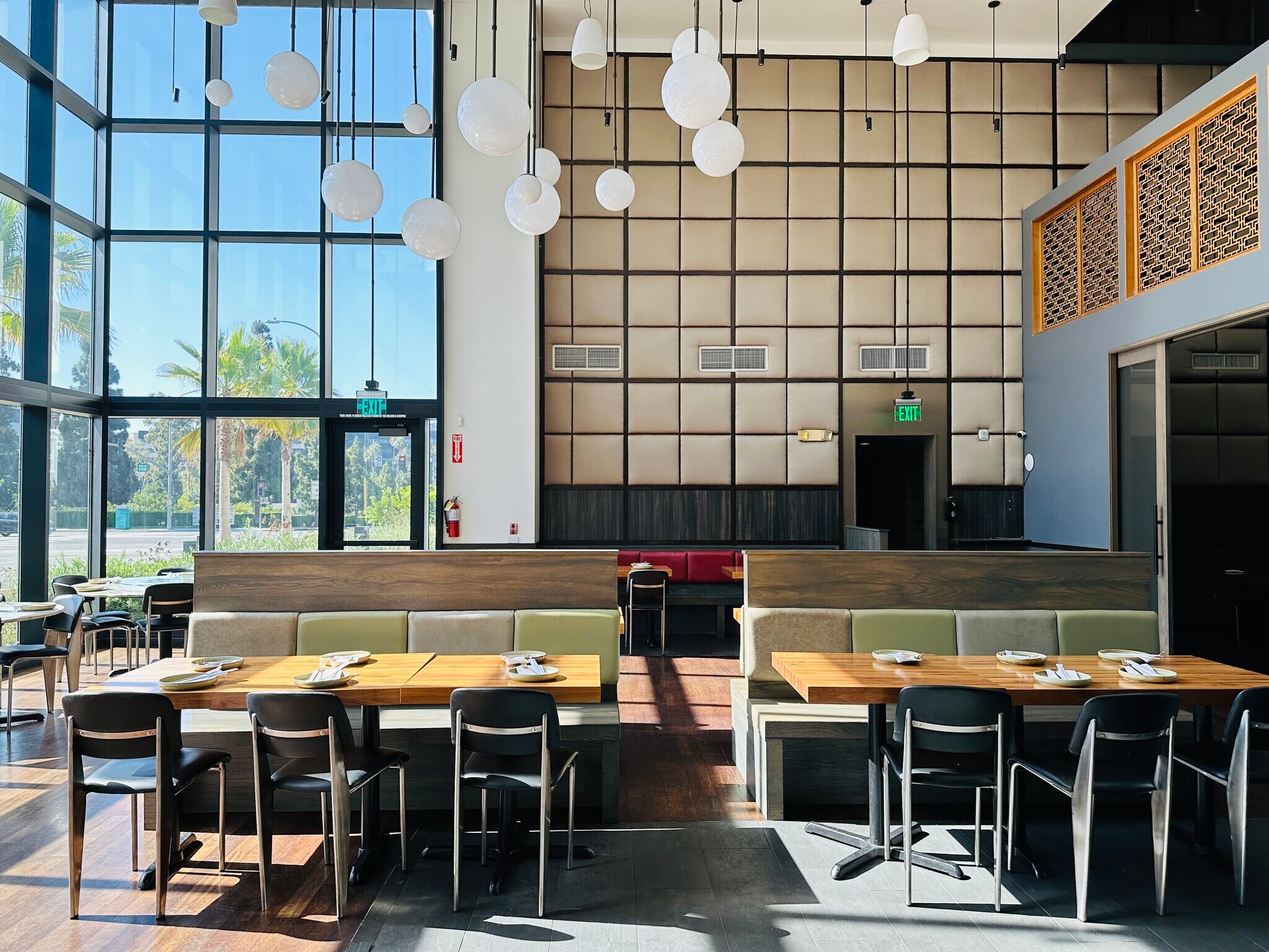 2041 Rosecrans Ave, El Segundo, CA à louer Photo principale– Image 1 sur 17