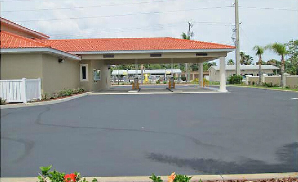 301 Big Tree Rd, Daytona Beach, FL à vendre - Photo de l’immeuble – Image 2 sur 5