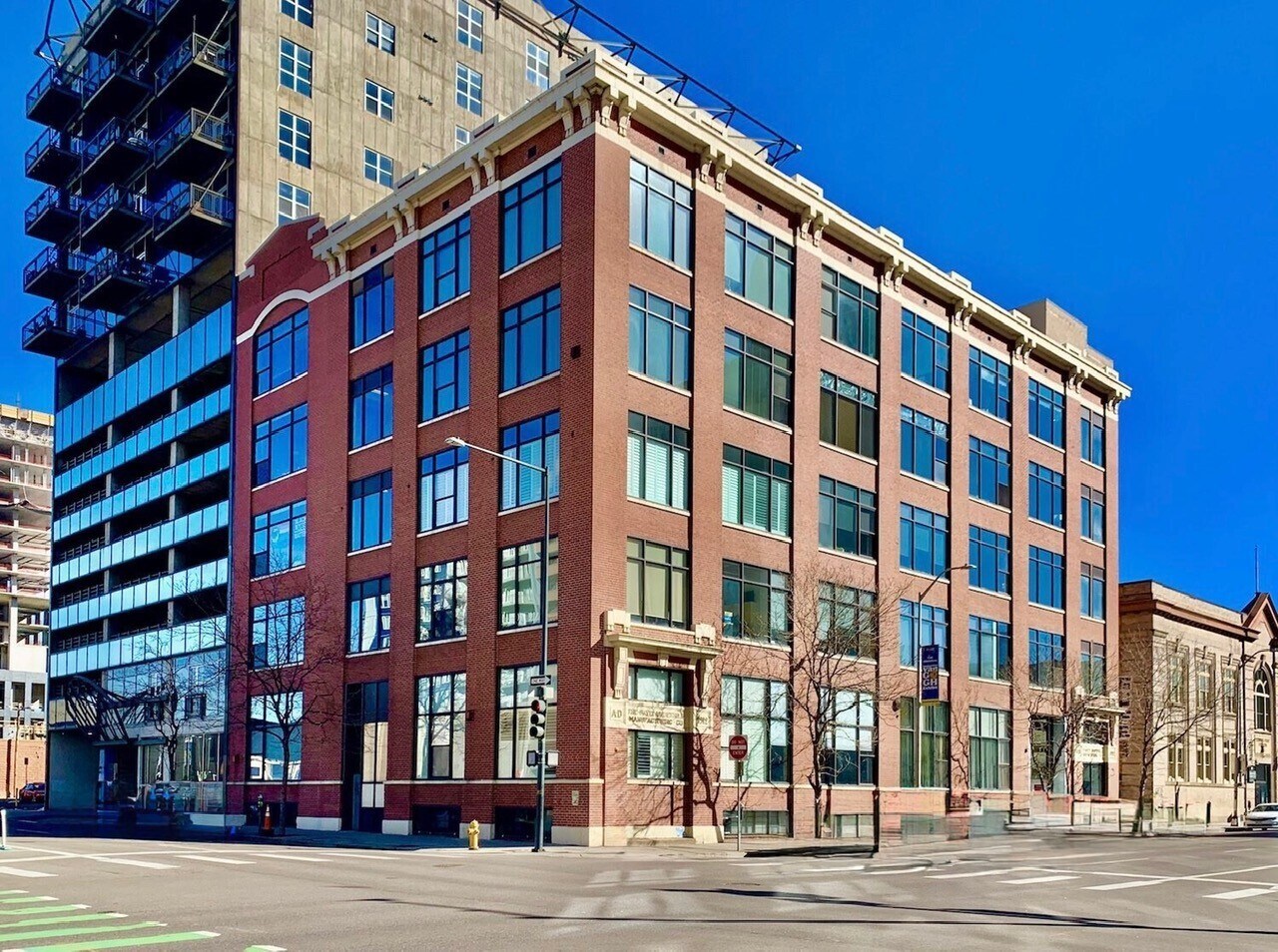 2000 Arapahoe St, Denver, CO à louer Photo principale– Image 1 sur 30