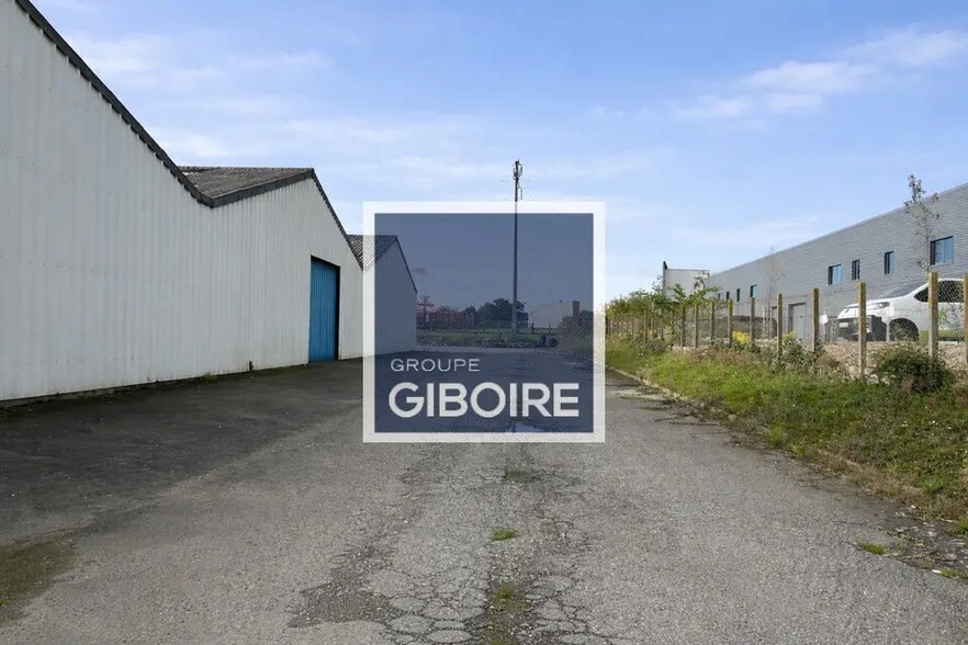Industriel/Logistique dans Le Rheu à vendre - Photo de l’immeuble – Image 3 sur 9
