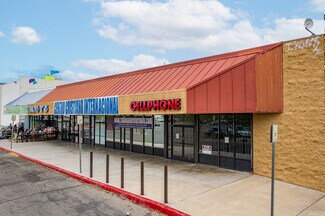 Plus de détails pour 4510-4700 Meadows Ln, Las Vegas, NV - Local commercial à louer