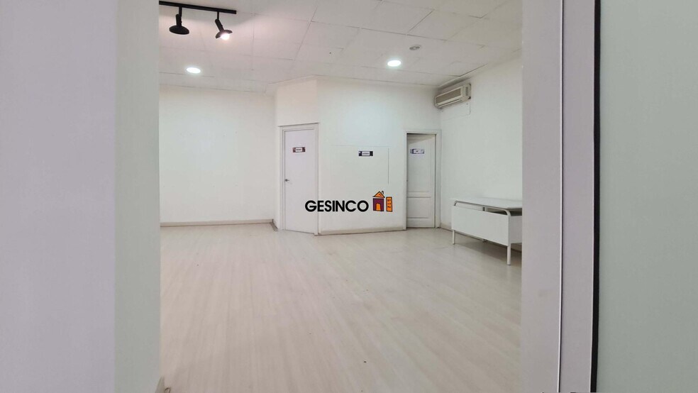 Local commercial dans Ontinyent, Valencia à louer - Photo de l’immeuble – Image 3 sur 7